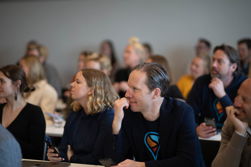 PinMeTo founding team working together in the early days